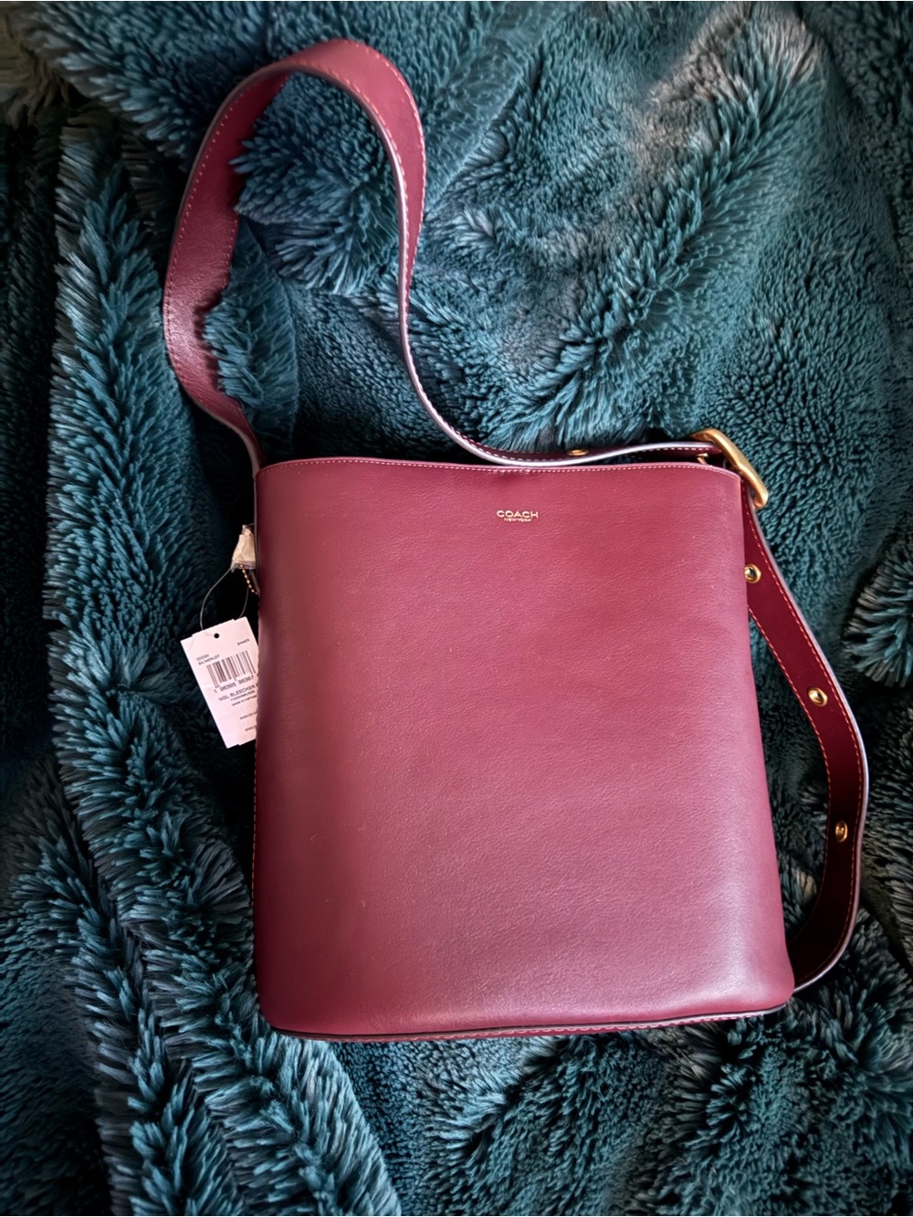 NWT Coach Bleeker Leather Bucket Bag - Merlot